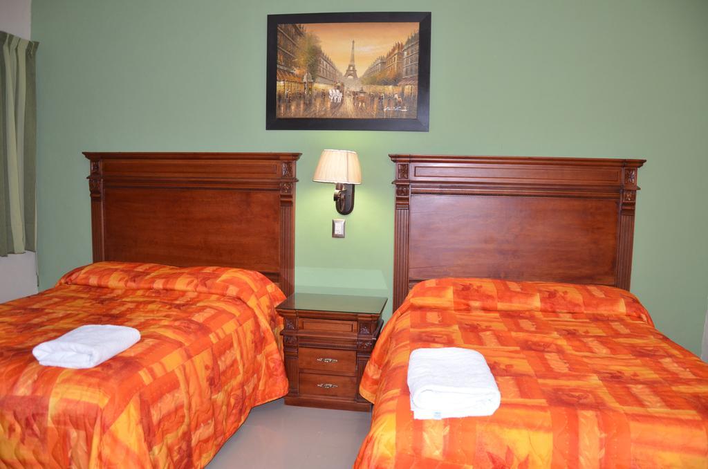 קמפצ'ה Terracota Corner Rooms מראה חיצוני תמונה