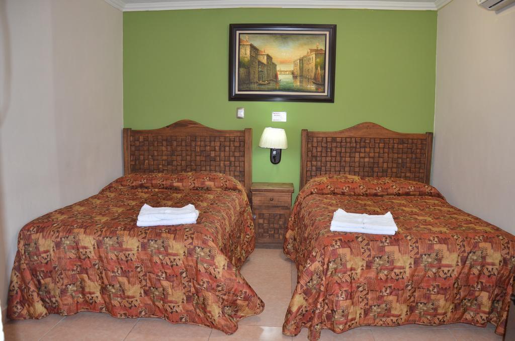 קמפצ'ה Terracota Corner Rooms מראה חיצוני תמונה
