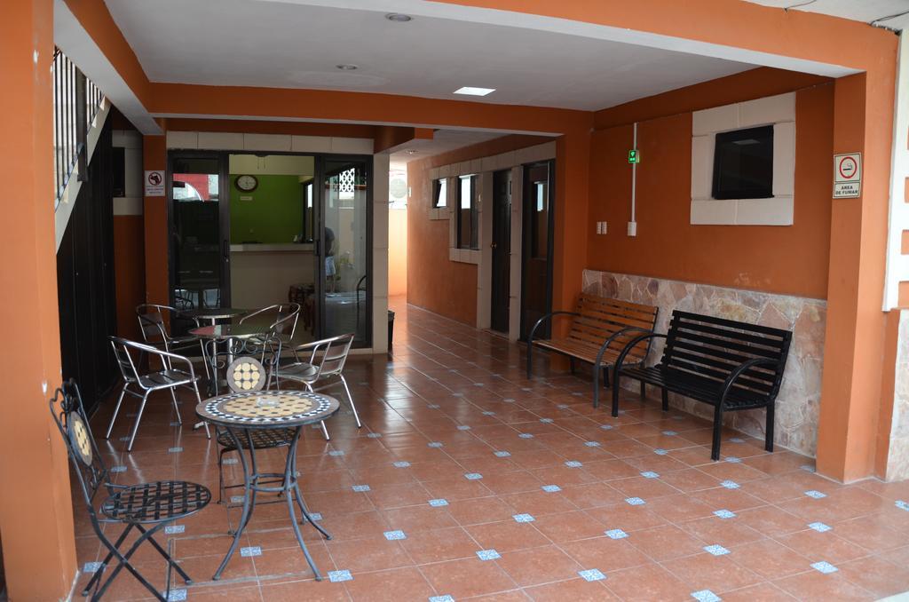 קמפצ'ה Terracota Corner Rooms מראה חיצוני תמונה