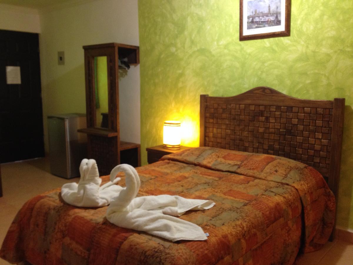 קמפצ'ה Terracota Corner Rooms מראה חיצוני תמונה