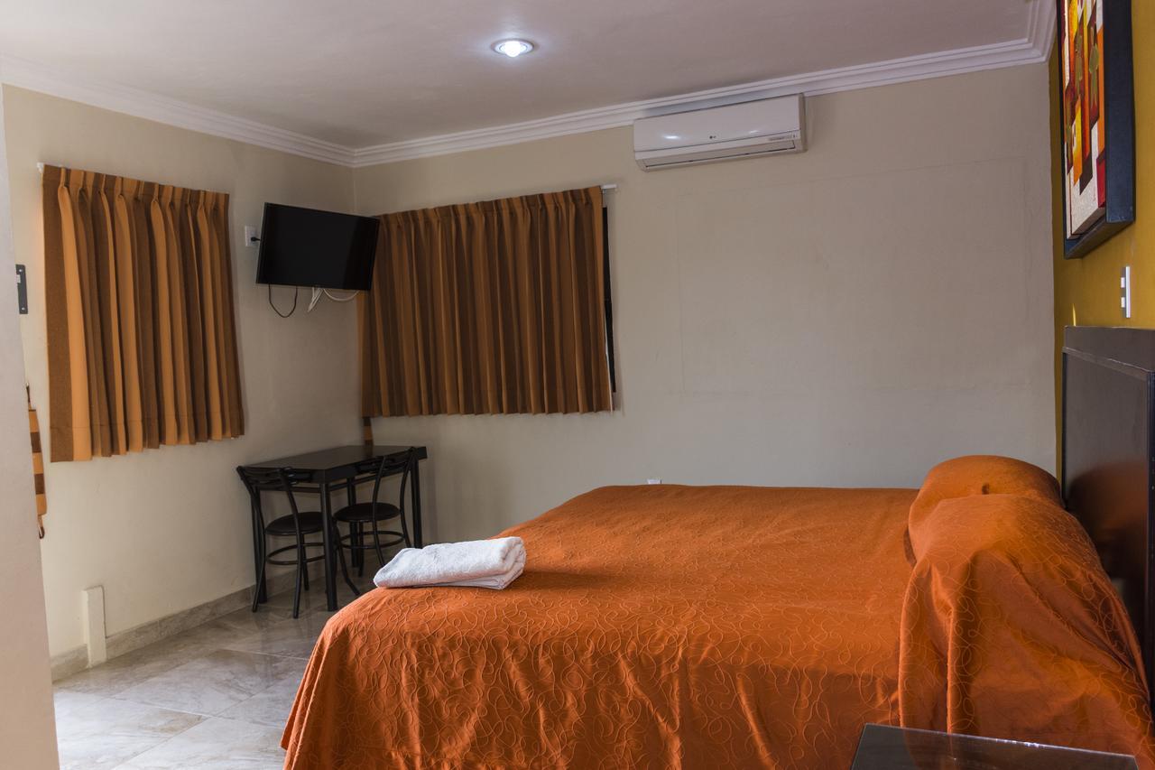 קמפצ'ה Terracota Corner Rooms מראה חיצוני תמונה